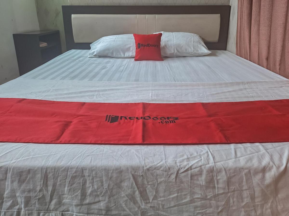 Reddoorz @ Hotel Arwana Safari Puncak Tagalbato Exterior photo